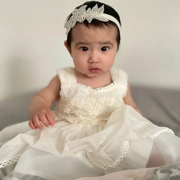 Floral rhinestones design christening/especial occasions Babygirl headband - Picture 1 of 12